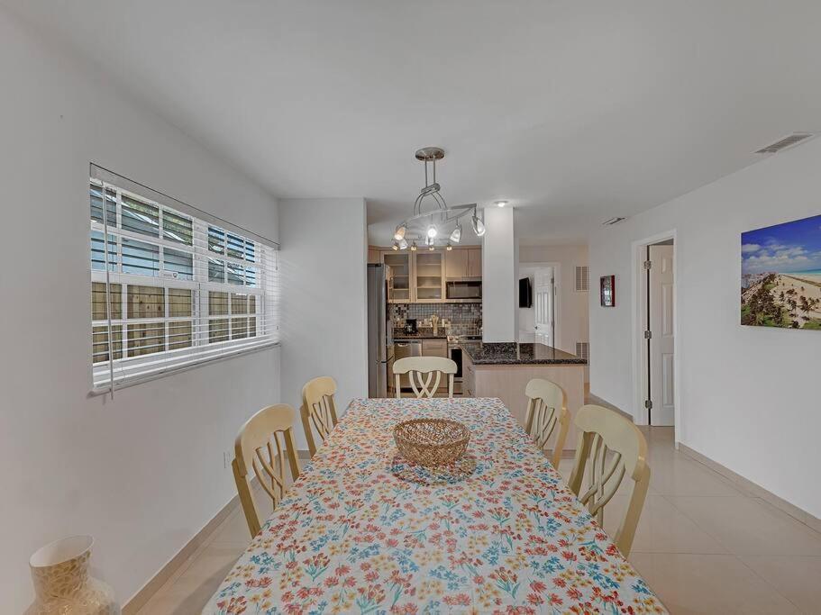 Supervilla - Lakefront - Sunsets, Kayaks, Grill Fort Lauderdale Extérieur photo