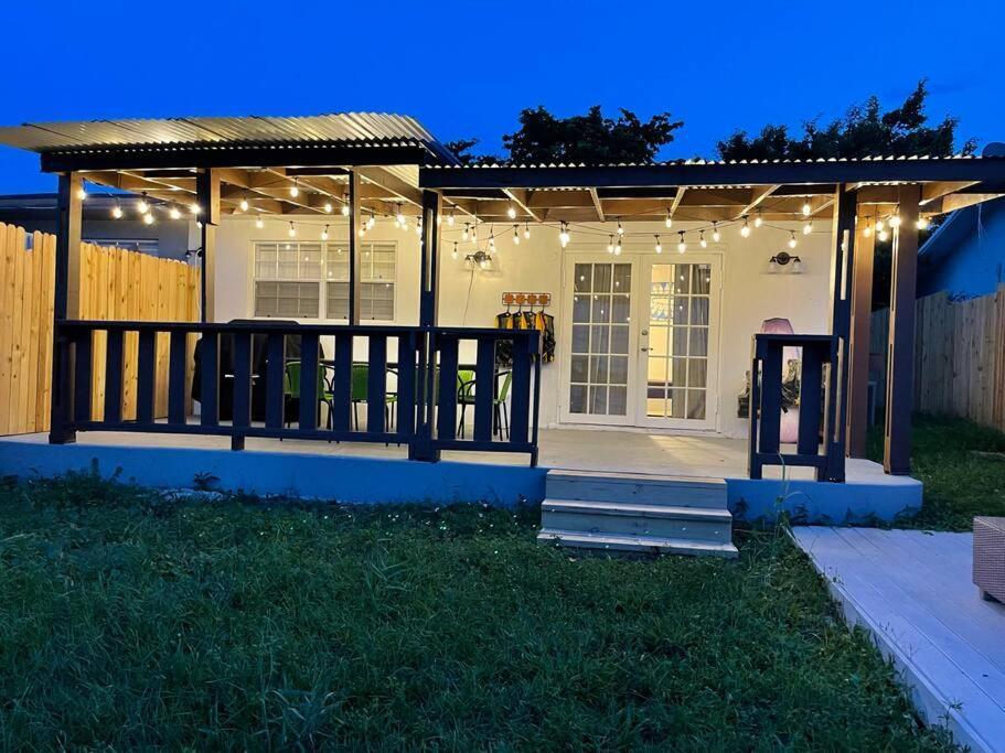 Supervilla - Lakefront - Sunsets, Kayaks, Grill Fort Lauderdale Extérieur photo